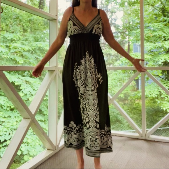 She's Cool Dresses & Skirts - Hunter green sundress with white design